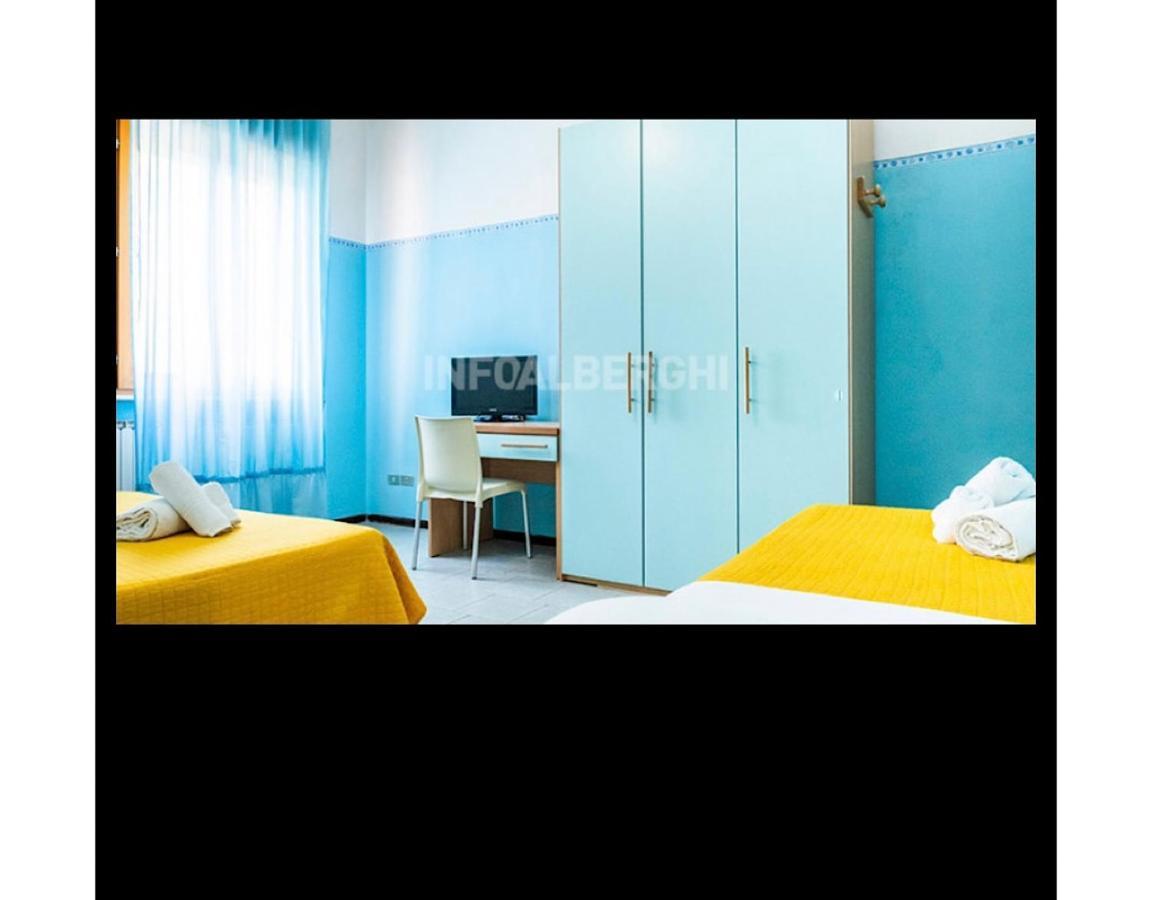 Hotel Silvana Beach Rimini Eksteriør bilde
