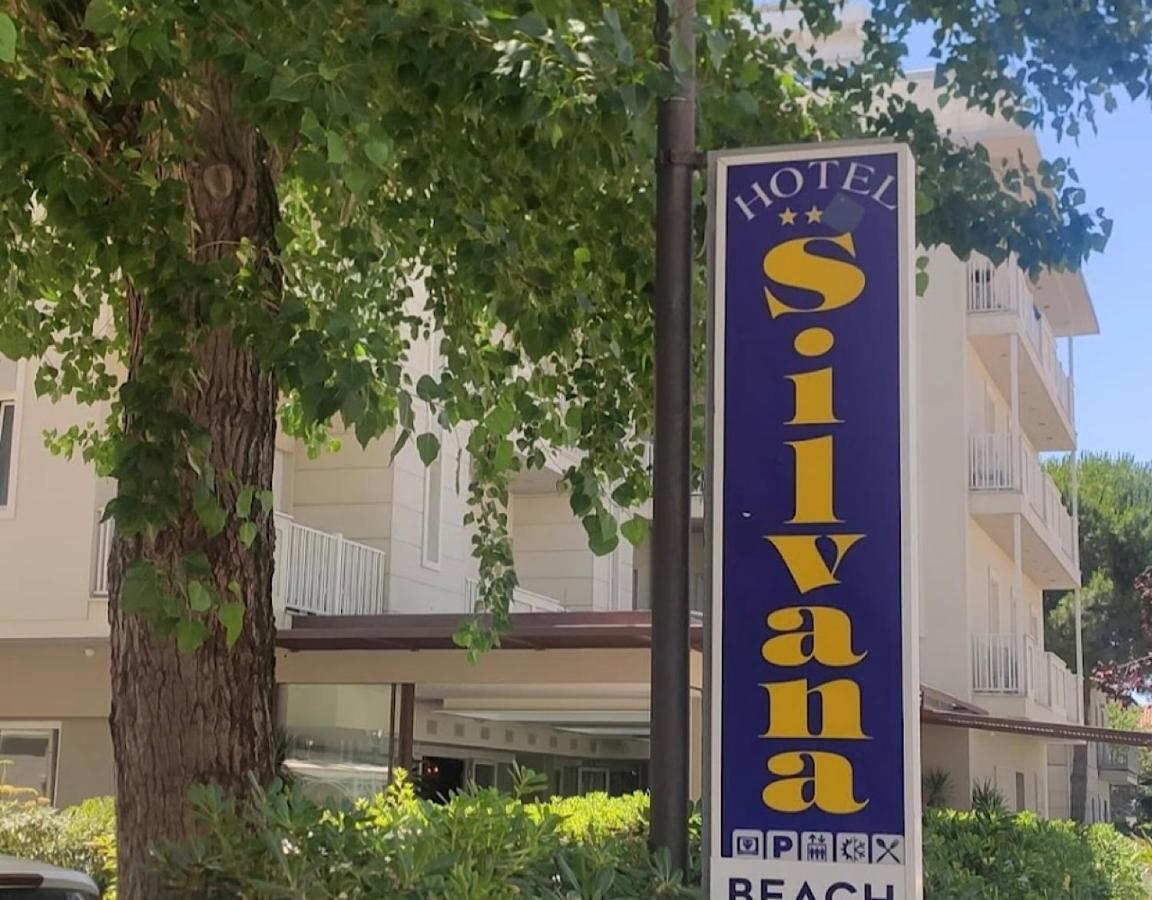 Hotel Silvana Beach Rimini Eksteriør bilde